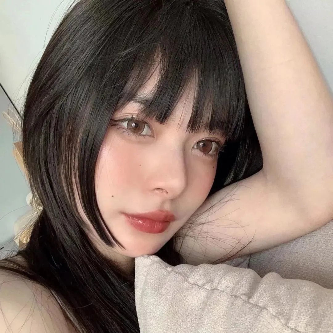 马路对面的房子